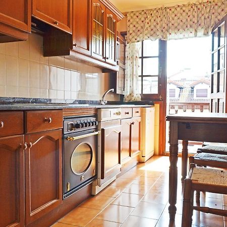 Apartamento El Corro: con parking en pleno centro de Comillas Exterior foto